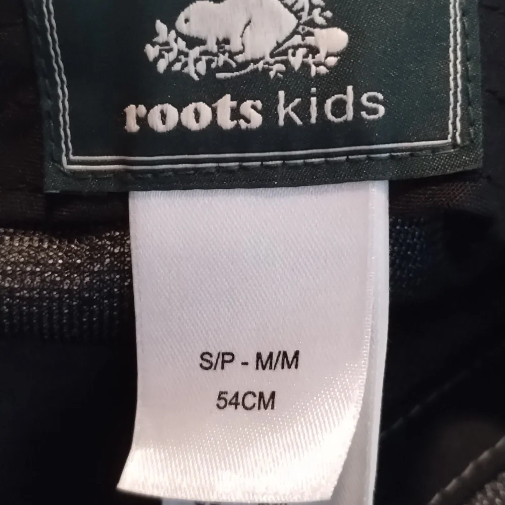 Roots Kids Adjustable Hat Baseball Cap Printed Logo Beaver Black Grey Youth‎ S/M